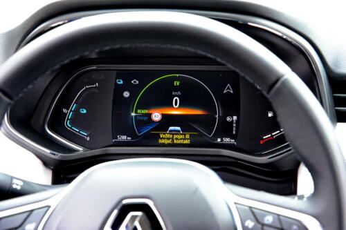 Renault_Clio_ETech_14