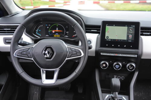 Renault_Clio_ETech_15