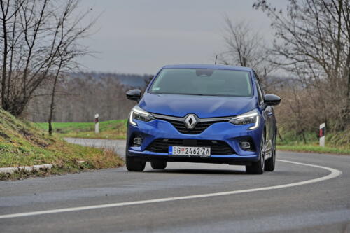 Renault_Clio_ETech_30