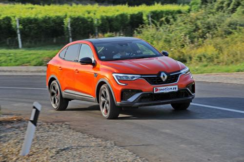 Renault_Megane_Conquest_03