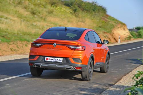 Renault_Megane_Conquest_04