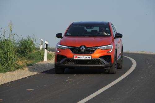 Renault_Megane_Conquest_10