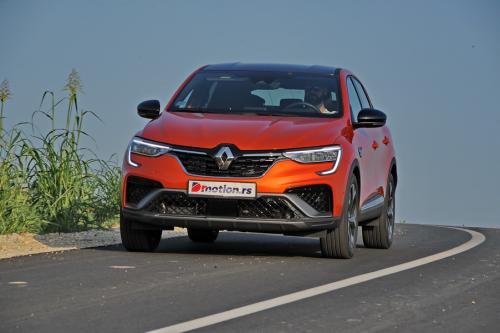 Renault_Megane_Conquest_11