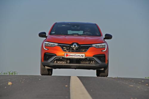 Renault_Megane_Conquest_18