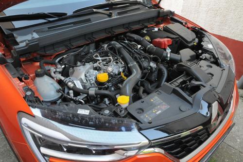 Renault_Megane_Conquest_42