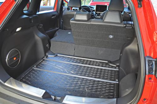 Test_Toyota_Corolla_Cross_007_resize