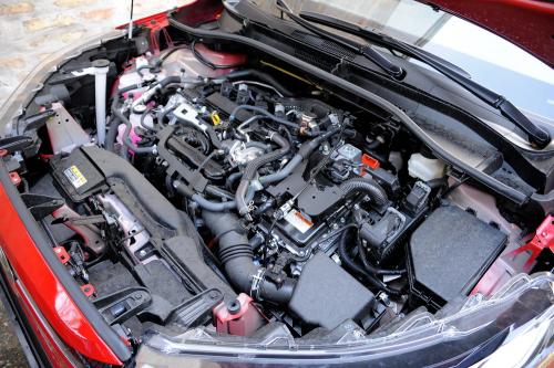 Test_Toyota_Corolla_Cross_020_resize