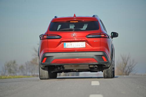 Test_Toyota_Corolla_Cross_026_resize