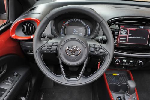 Toyota_AygoX_soft_top_030_resize