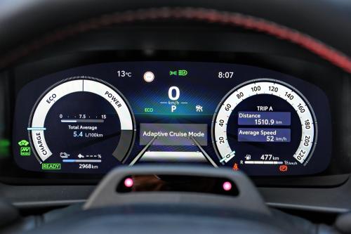 Toyota_CHR_PHEV_2024_025_resize