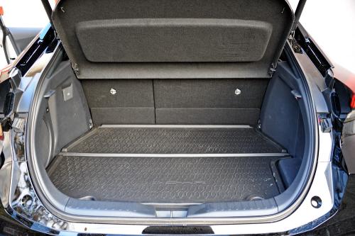 Toyota_CHR_PHEV_2024_027_resize