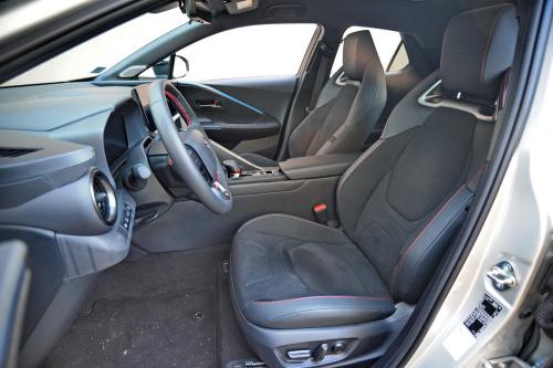 Toyota_CHR_PHEV_2024_030_resize