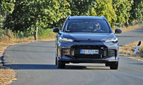 Toyota_Corolla_Cross_GR_012
