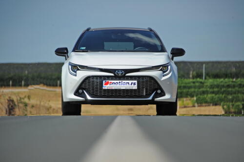 Toyota_Corolla_TS_Sport_GR_007