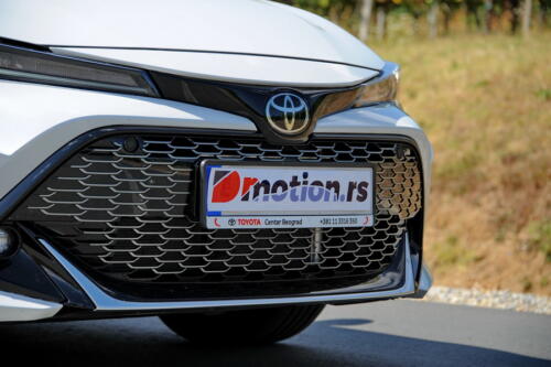 Toyota_Corolla_TS_Sport_GR_016