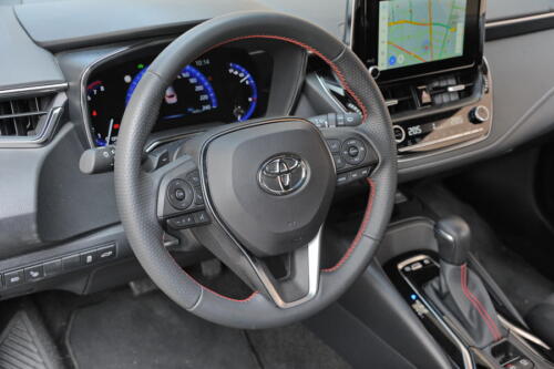 Toyota_Corolla_TS_Sport_GR_034