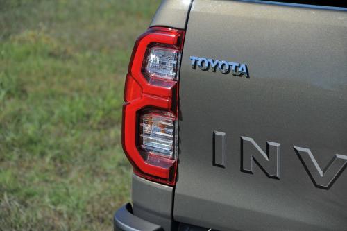 Toyota_Hilux_2021_27