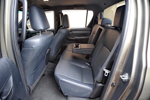 Toyota_Hilux_2021_51