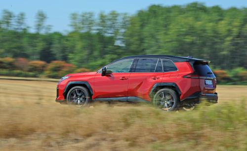 Test - Toyota RAV4 // Foto: Dmotion.rs