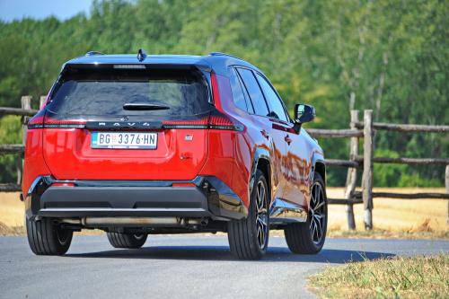 Test - Toyota RAV4 // Foto: Dmotion.rs