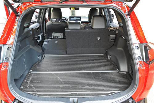 Test - Toyota RAV4 // Foto: Dmotion.rs