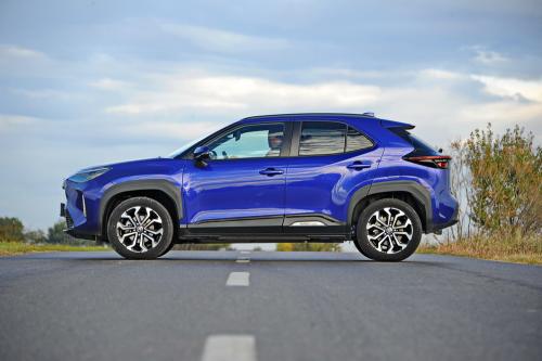 Toyota_Yaris_Cross_Hybrid_2025_003_resize