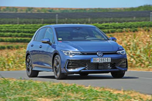 Test Volkswagen Golf 8 1.5 TSI R-Line