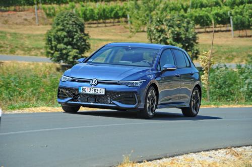 Test Volkswagen Golf 8 1.5 TSI R-Line