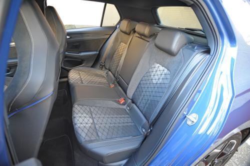 Test Volkswagen Golf 8 1.5 TSI R-Line