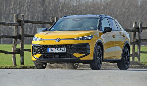 Volkswagen T-Roc 1.5 eTSI // Foto: Dmotion.rs