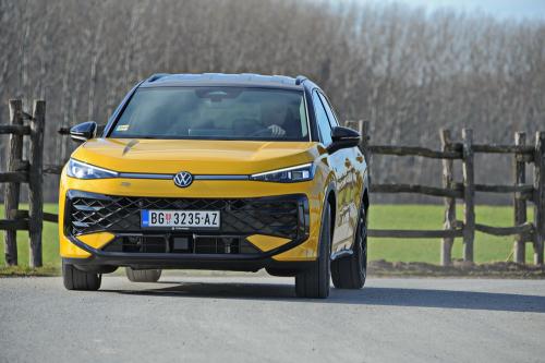 Volkswagen T-Roc 1.5 eTSI // Foto: Dmotion.rs