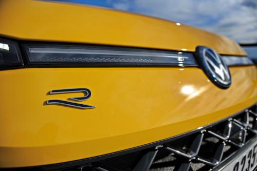 Volkswagen T-Roc 1.5 eTSI // Foto: Dmotion.rs