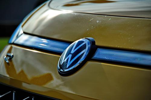 Volkswagen T-Roc 1.5 eTSI // Foto: Dmotion.rs