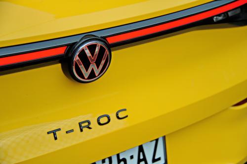 Volkswagen T-Roc 1.5 eTSI // Foto: Dmotion.rs