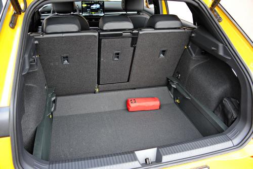 Volkswagen T-Roc 1.5 eTSI // Foto: Dmotion.rs