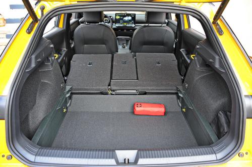 Volkswagen T-Roc 1.5 eTSI // Foto: Dmotion.rs