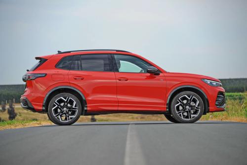 Volkswagen_Tiguan_2024_Foto_Dmotion_003_resize