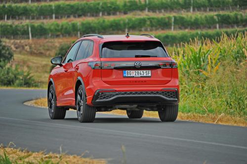 Volkswagen_Tiguan_2024_Foto_Dmotion_014_resize