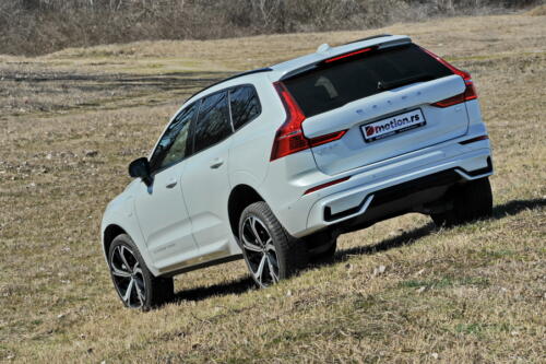 Volvo_XC60_T8_2022_012