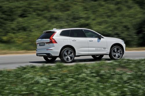 Volvo_XC60_T8_Recharge_039