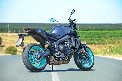 Yamaha_MT09_002_resize