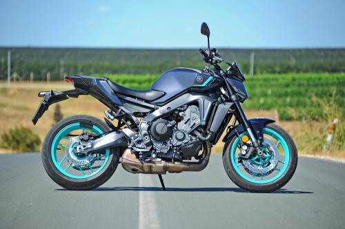 Yamaha_MT09_003_resize