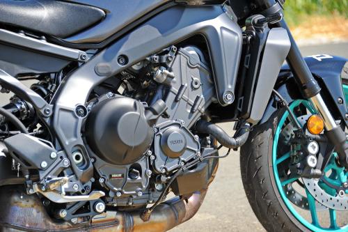 Yamaha_MT09_011_resize