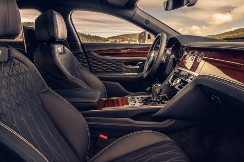 bentley-flying-spur_1_resize